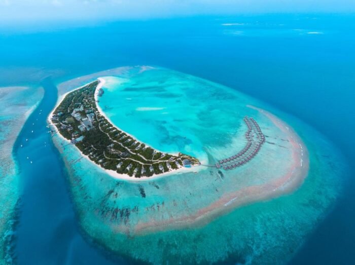 Maladewal, Hideaway Beach Resort and Spa