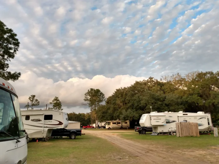 Resort Glamping Terbaik di Oak Hill, Florida